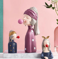 Creative Ornaments For Girls Blowing Bubbles And Holding Mice