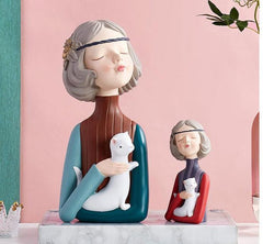 Creative Ornaments For Girls Blowing Bubbles And Holding Mice